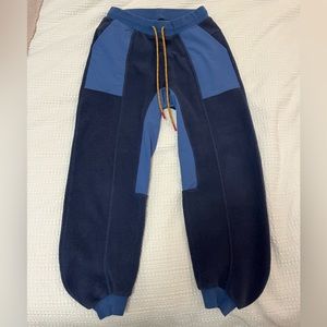 Outdoor Voice PrimoFleece Sweatpant in Dark Sky Size Medium